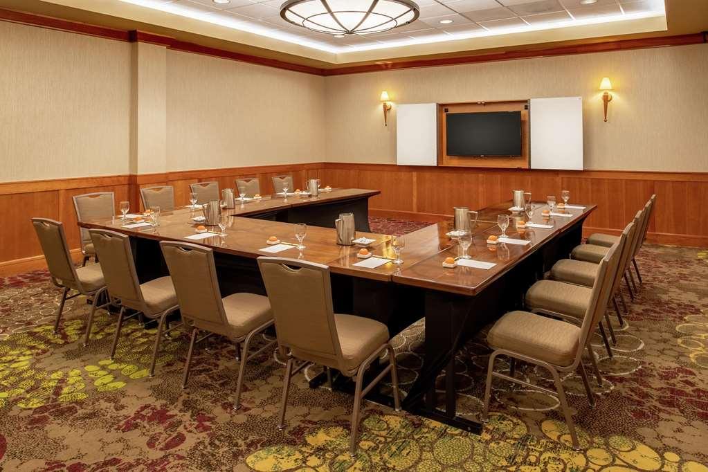 Doubletree Suites By Hilton Seattle Airport/Southcenter Tukwila Facilities photo